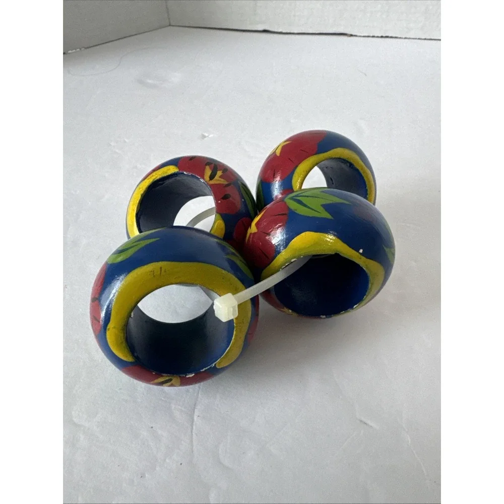 Wooden Floral Hand painted Napkin Rings Set‎ Of 4 Made In Philippines
